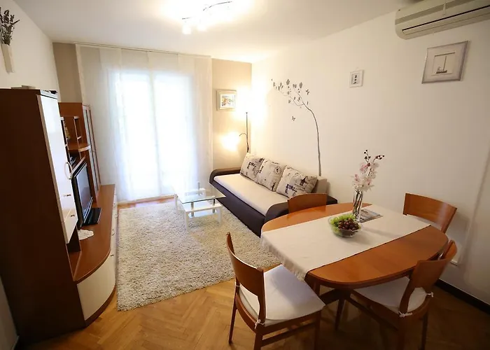 Navigare Apartmán *